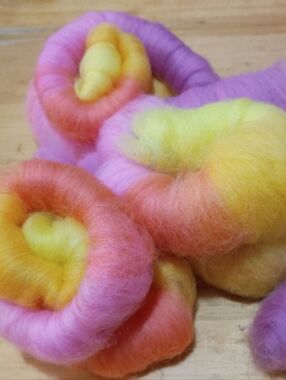 50g 100% Merino Wool Imperfect Puni Style Rollags Yarn Spinning Felting Craft #1